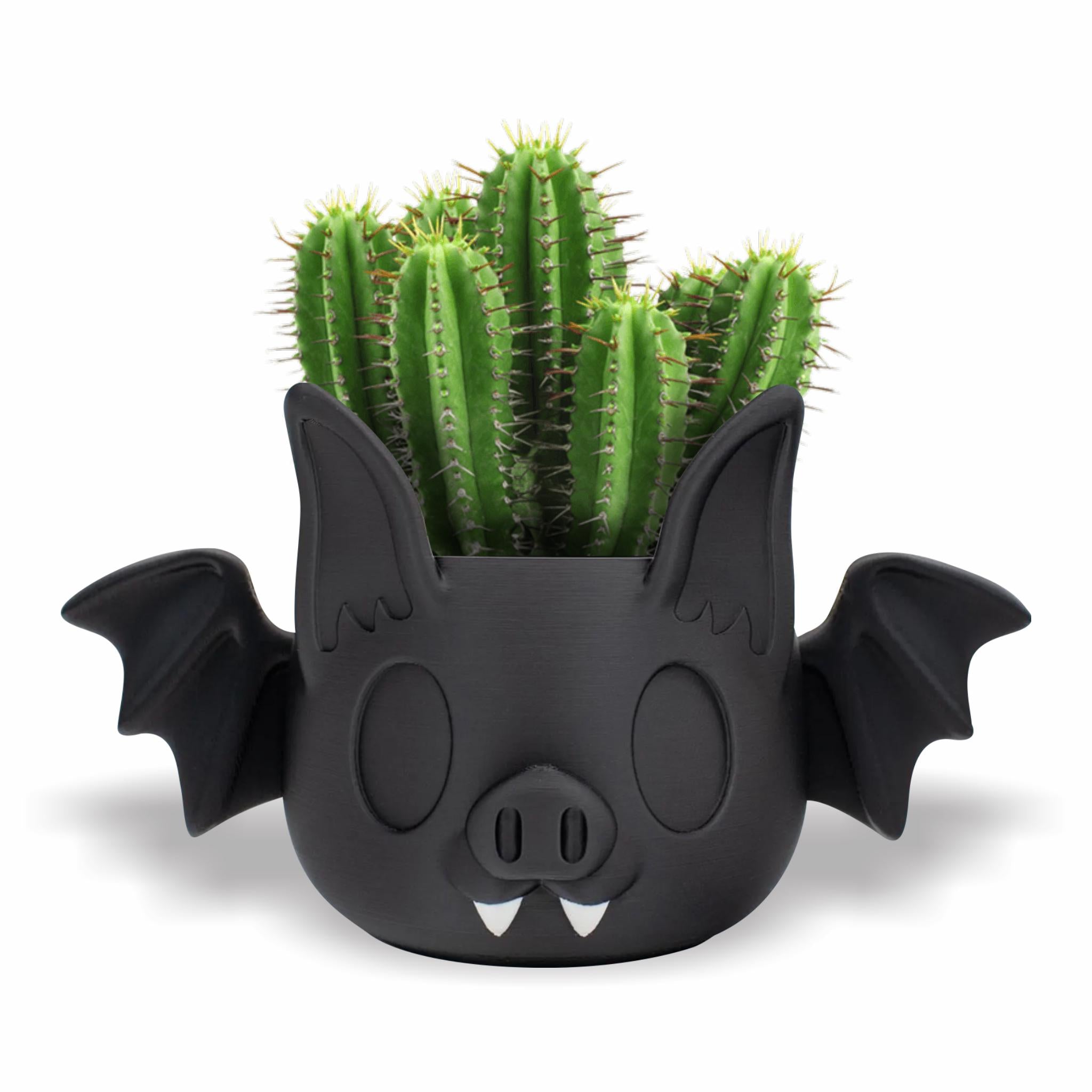 3D printed flying bat Halloween Decorations Indoor and outdoor Plant Pots, Planters for Gothic Home Decor, Flower Pot, Goth Pen Holder