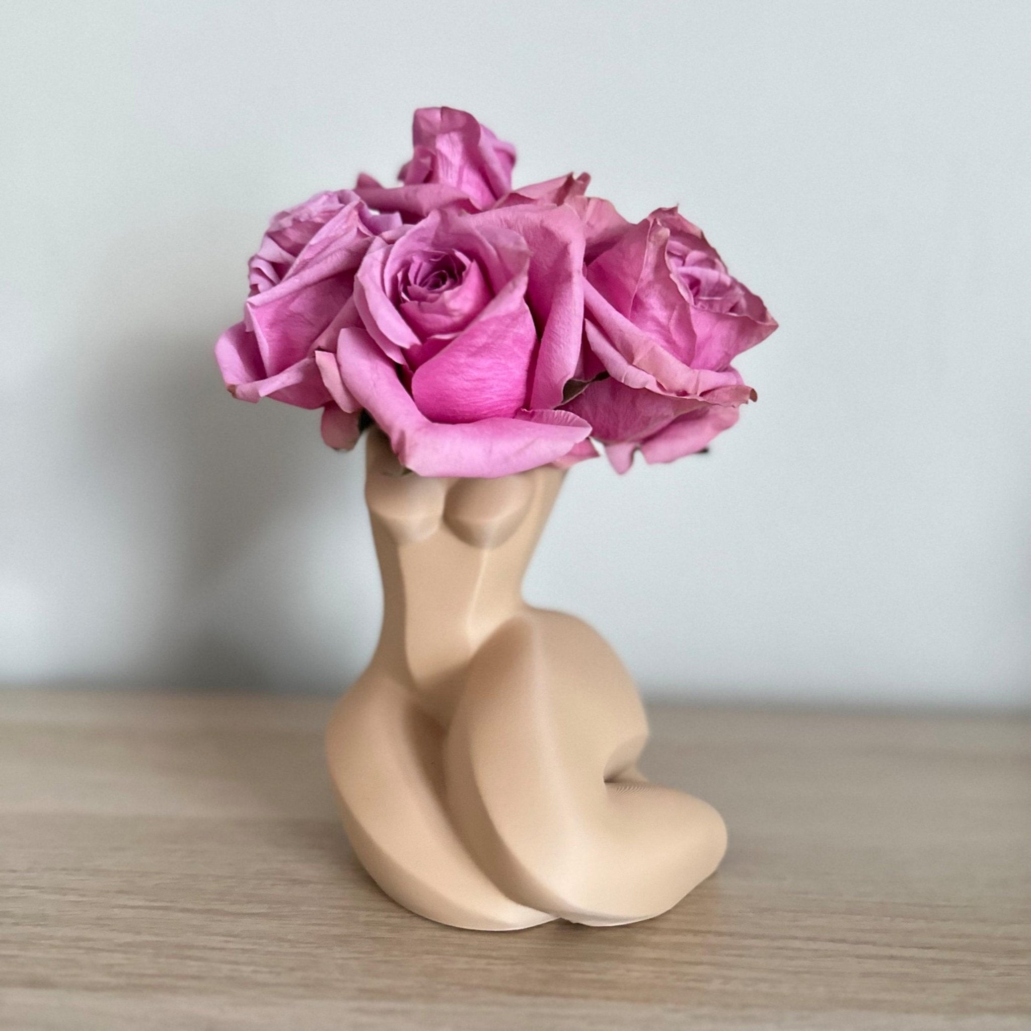 Boho Body Vase , Female Sculpture Vase, Naked Women Vase, Minimalist Vase, Flower Pot, Order with Free Shipping - Print Level 3D