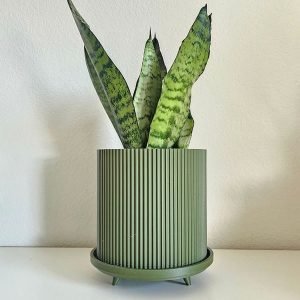 planter pot with legs